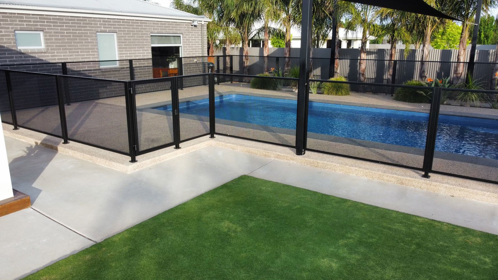 Pure-Perf-Pool-Perf-Pool-Fence-Matt-Black